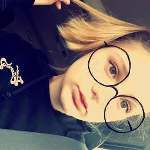 Meet your Posher, Jasmine